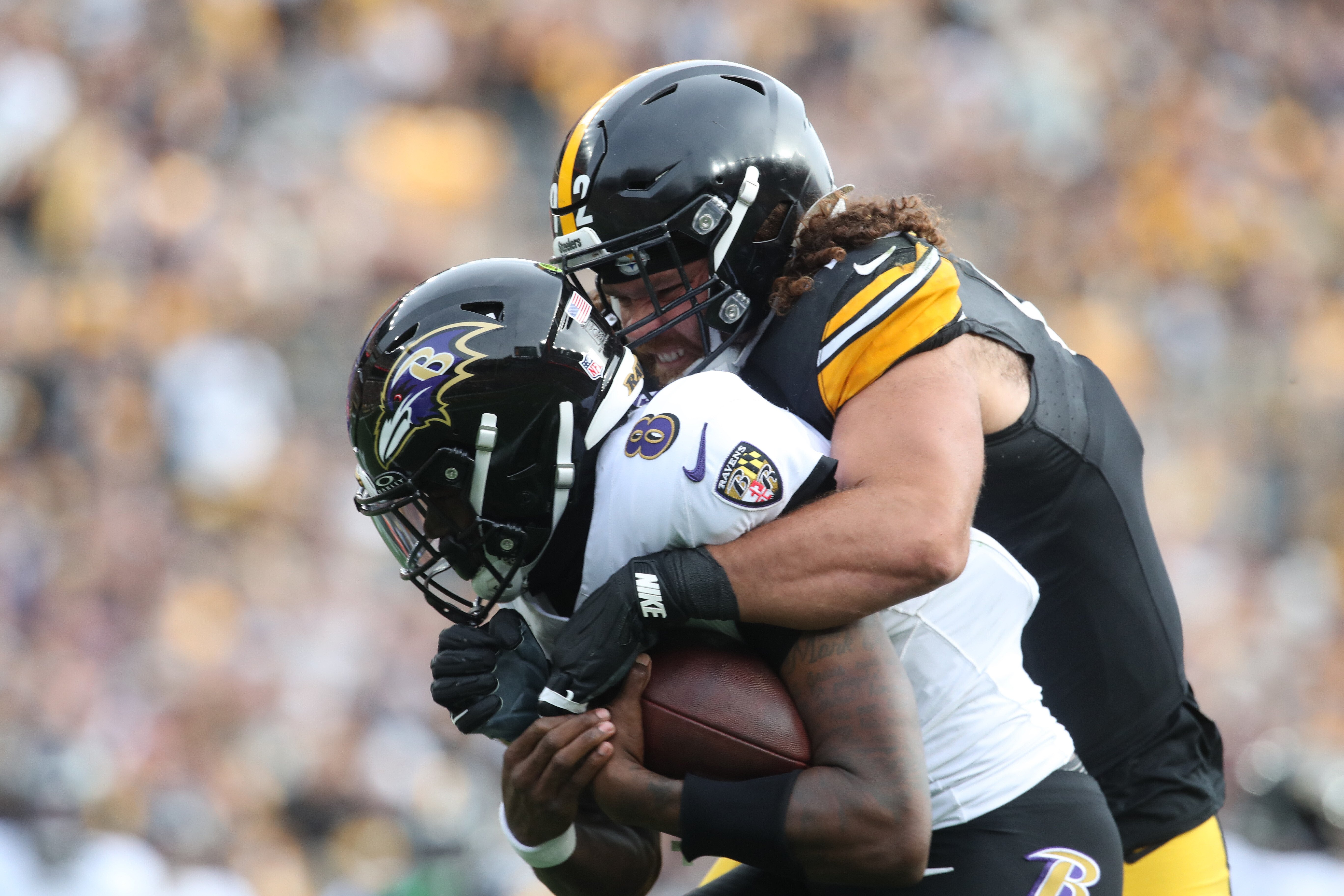 Pittsburgh Steelers defensive tackle Isaiahh Loudermilk (92) raps up Baltimore Ravens quarterback Lamar Jackson USA Today Sports